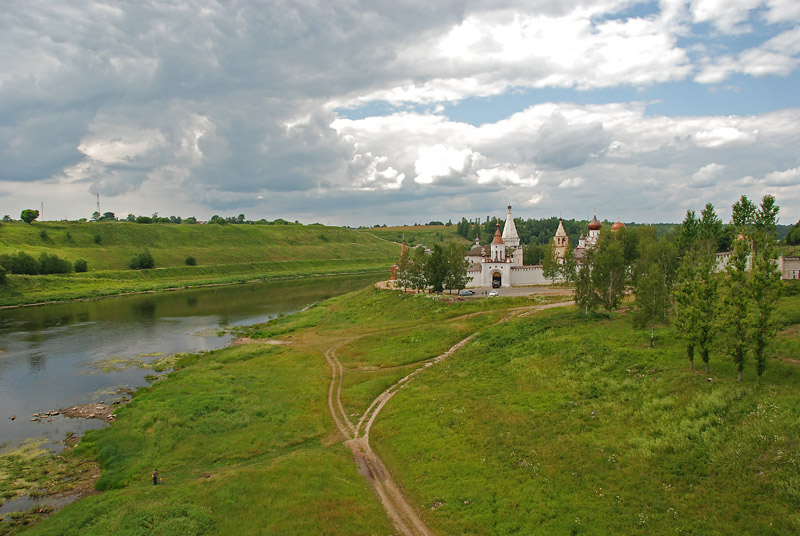 Старицкий Успенский монастырь
